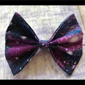 Galaxy bow